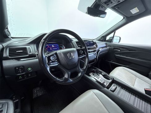 Used 2021 Honda Passport Touring image 12