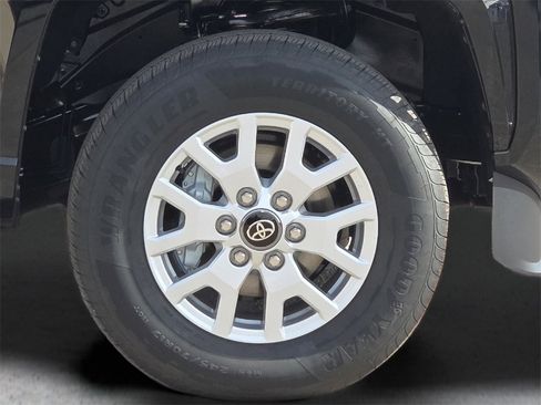 New 2026 Toyota Tacoma SR5 image 10