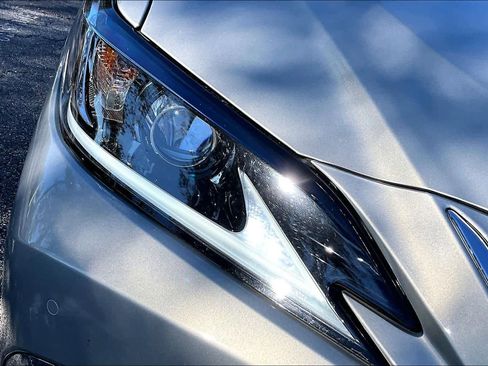 Used 2021 Lexus ES 350 w/ Premium Package image 28