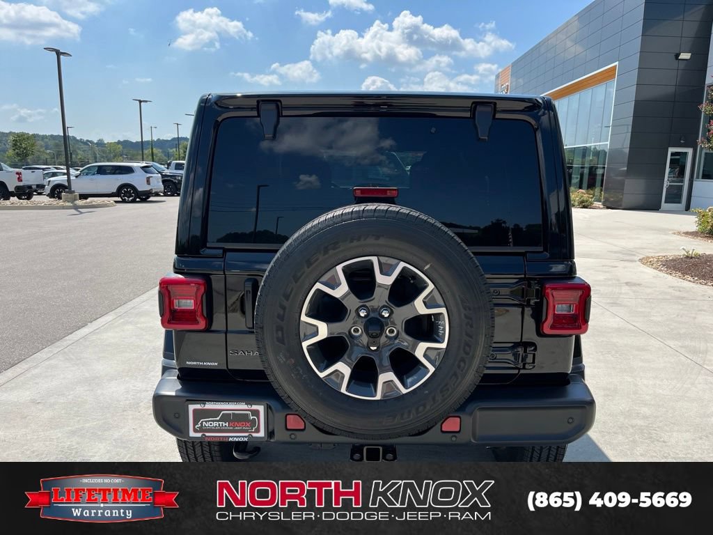New 2027 Jeep Wrangler Unlimited Sahara AWD/4WD image 19