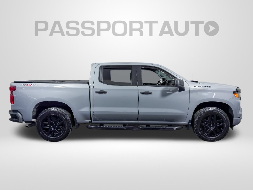 Used 2024 Chevrolet Silverado 1500 Custom w/ Turbomax Blackout Package AWD/4WD image 11