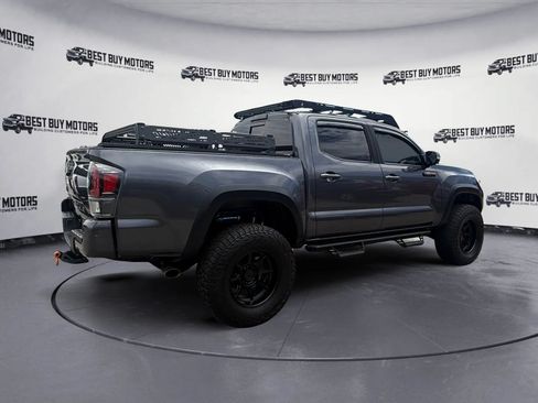 Used 2021 Toyota Tacoma TRD Pro AWD/4WD image 8