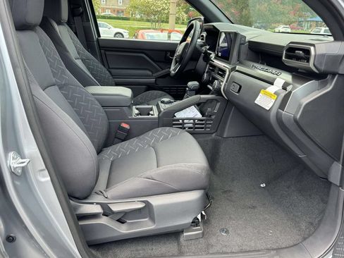 Used 2026 Toyota Tacoma SR5 AWD/4WD image 15