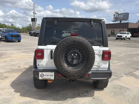 Used 2020 Jeep Wrangler Unlimited Sport S AWD/4WD image 6