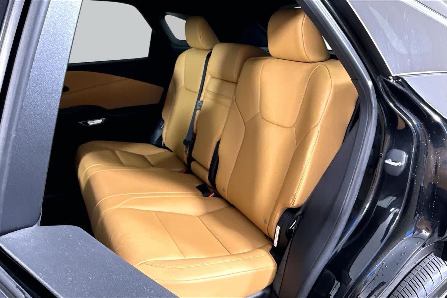 Used 2023 Lexus RX 350 Premium Plus w/ Cold Area Package FWD image 19