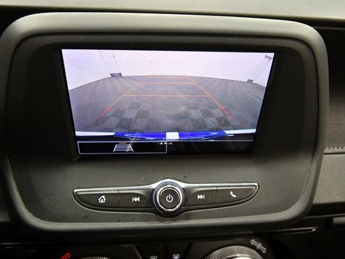 Used 2022 Chevrolet Camaro LT image 20