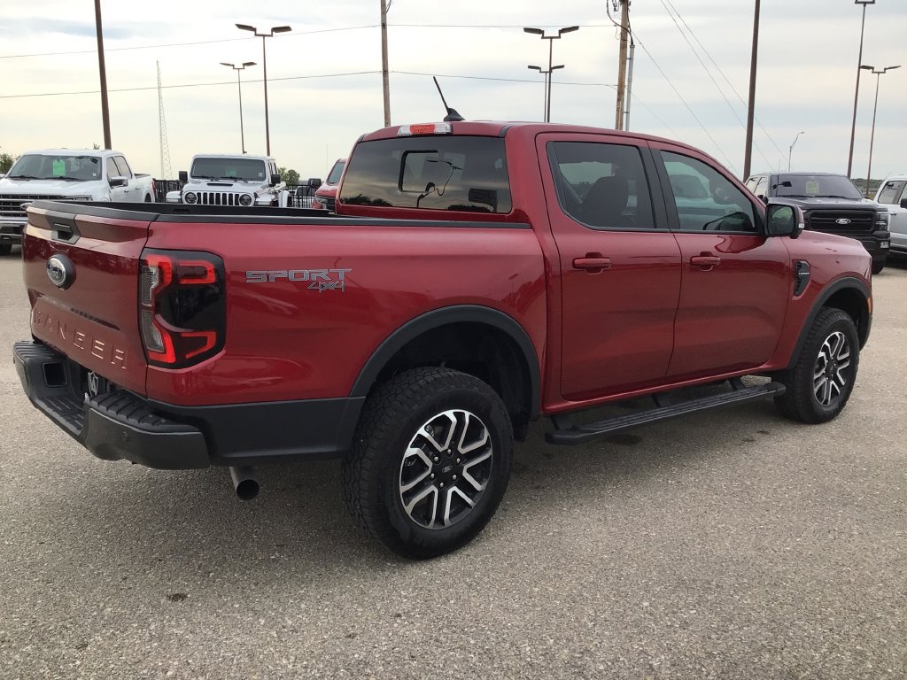 Used 2025 Ford Ranger Lariat AWD/4WD image 6