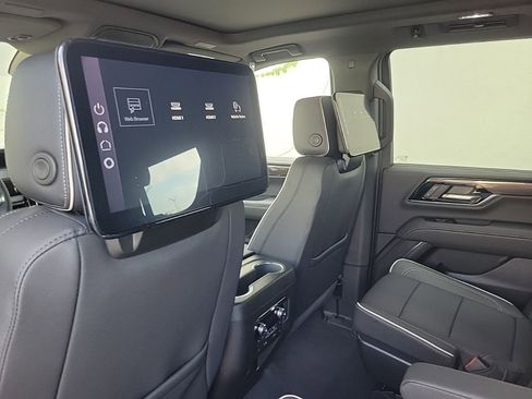 New 2026 GMC Yukon Elevation w/ Elevation Premium Package image 12