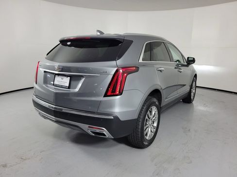Certified 2023 Cadillac XT5 Premium Luxury FWD image 4