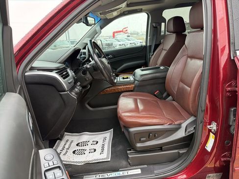 Used 2019 Chevrolet Tahoe Premier w/ Premier Plus Edition AWD/4WD image 11
