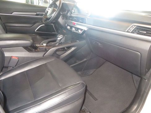 Used 2020 Kia Telluride S FWD image 35