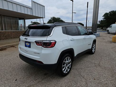 Used 2025 Jeep Compass Limited AWD/4WD image 8