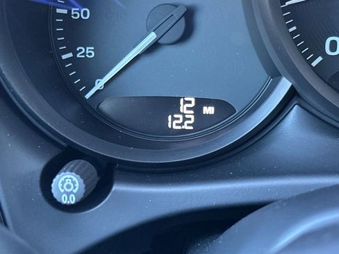 New 2026 Porsche Macan image 33