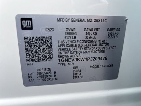 Used 2023 Chevrolet Traverse RS image 41