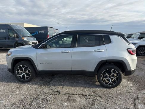 New 2026 Jeep Compass Limited image 5