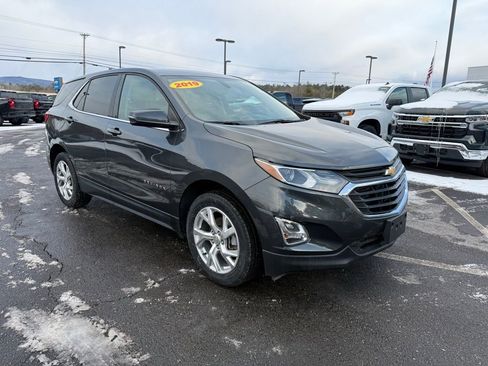 Used 2019 Chevrolet Equinox LT image 3
