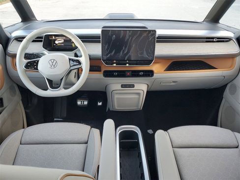 New 2025 Volkswagen ID. Buzz 1st Edition image 4