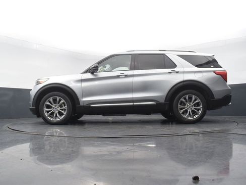 Used 2022 Ford Explorer Limited image 51