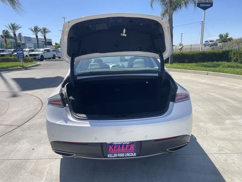 Used 2019 Lincoln MKZ Reserve FWD image 28