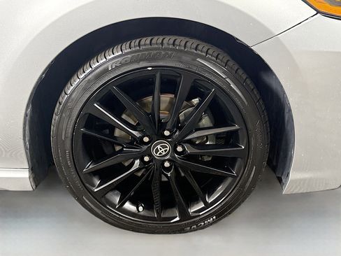Used 2023 Toyota Camry XSE image 32