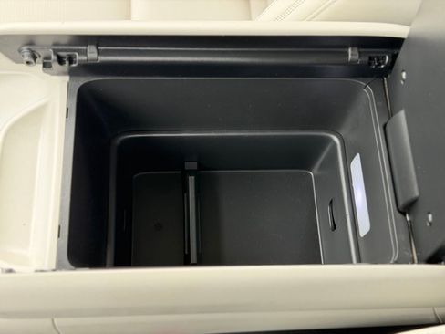 Used 2024 Hyundai Santa Fe Calligraphy image 25