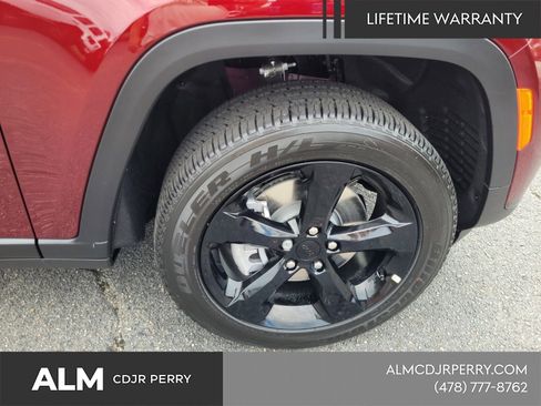 New 2025 Jeep Grand Cherokee L Altitude AWD/4WD image 16