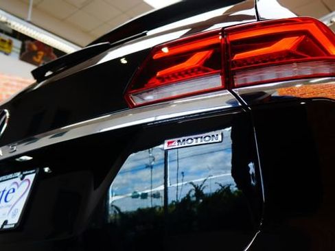 Used 2022 Volkswagen Atlas SEL AWD/4WD image 48