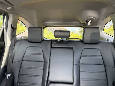 Used 2018 Honda CR-V Touring image 26