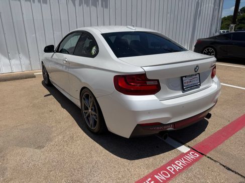Used 2016 BMW M235i Coupe RWD image 4