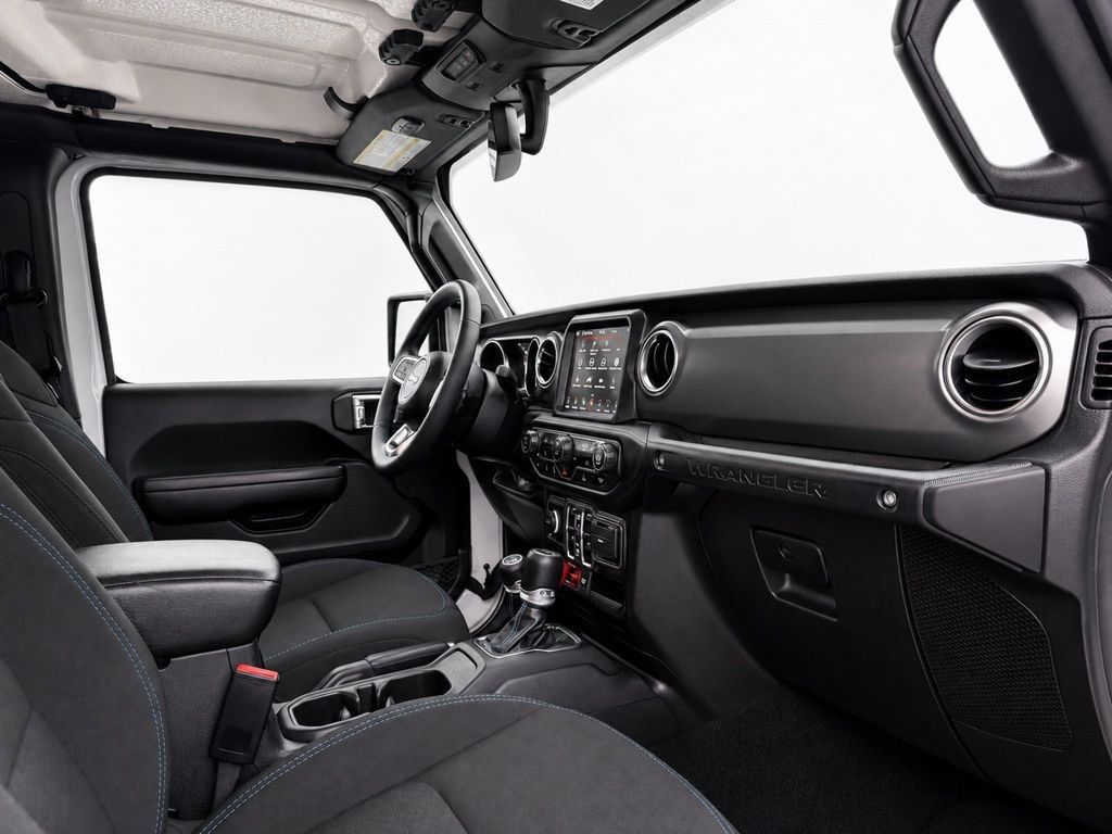 Used 2023 Jeep Wrangler Unlimited Rubicon 4xe AWD/4WD image 20