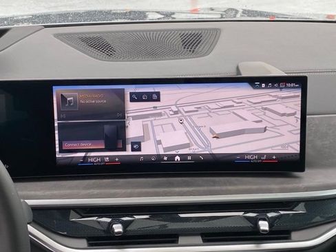 Used 2026 BMW X5 xDrive40i w/ M Sport Package image 15