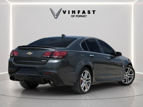 Used 2017 Chevrolet SS image 3