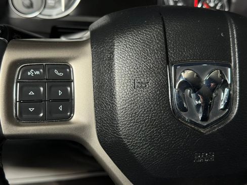 Used 2015 RAM 1500 Laramie w/ Convenience Group AWD/4WD image 32