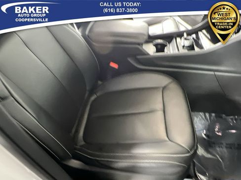 Used 2024 Jeep Grand Cherokee Limited w/ Black Appearance Package image 29