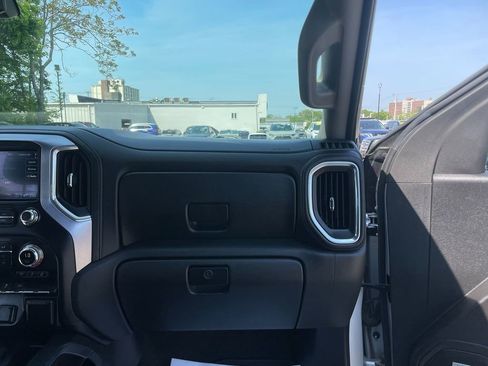Used 2020 GMC Sierra 1500 SLT w/ SLT Premium Package AWD/4WD image 31