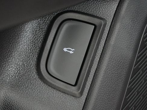 New 2026 Chevrolet Equinox RS w/ Convenience Package III image 14