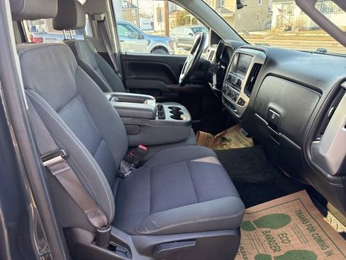 Used 2017 GMC Sierra 1500 SLE w/ SLE Value Package image 32