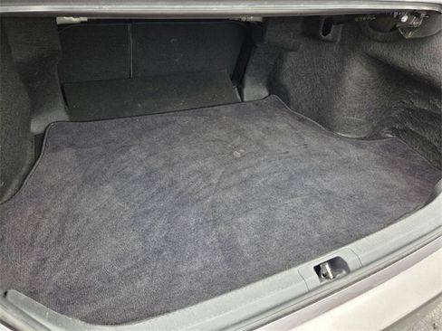 Used 2024 Toyota Camry SE image 13