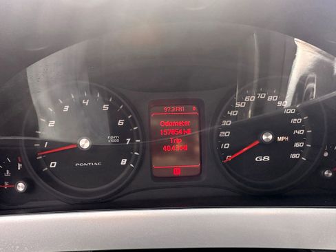 Used 2009 Pontiac G8 GT w/ Premium Package RWD image 29