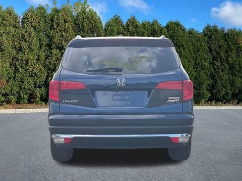 Used 2018 Honda Pilot Touring image 5