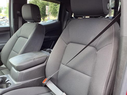 Used 2024 GMC Canyon Elevation w/ Convenience Package RWD image 16