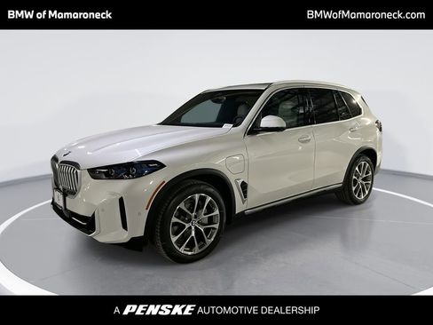 New 2026 BMW X5 xDrive50e w/ Premium Package image 1
