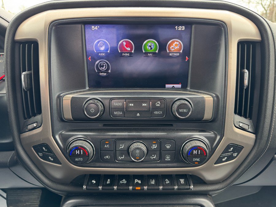 Used 2015 GMC Sierra 2500 Denali AWD/4WD image 22