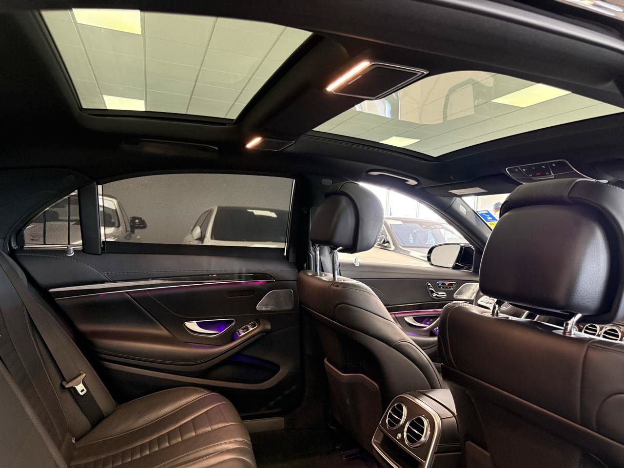 Used 2018 Mercedes-Benz S 560 Sedan image 24