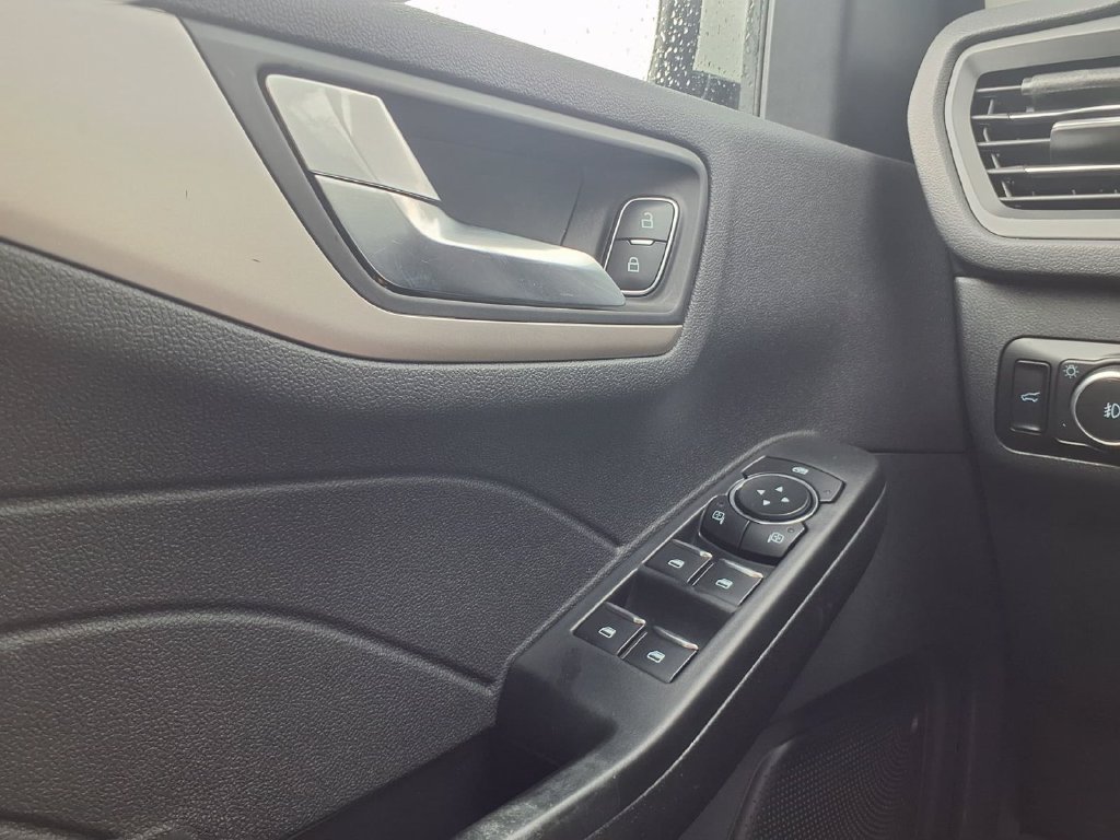 Certified 2022 Ford Escape SEL AWD/4WD image 24