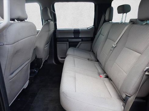 Used 2016 Ford F150 XLT AWD/4WD image 8