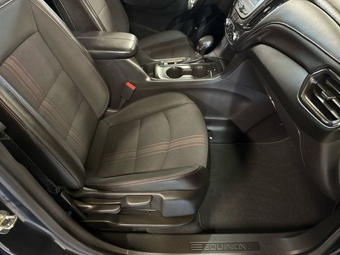 Used 2022 Chevrolet Equinox RS image 28