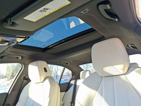 New 2026 BMW 530i xDrive w/ Premium Package image 13