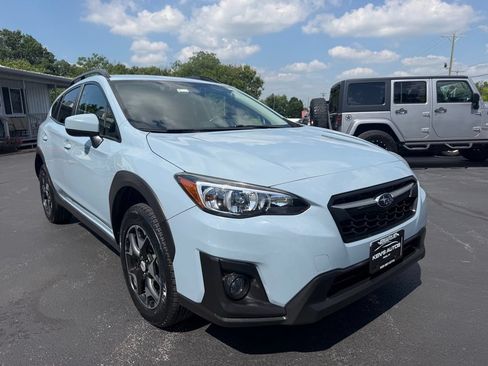 Used 2018 Subaru Crosstrek 2.0i Premium w/ Eyesight System AWD/4WD image 3