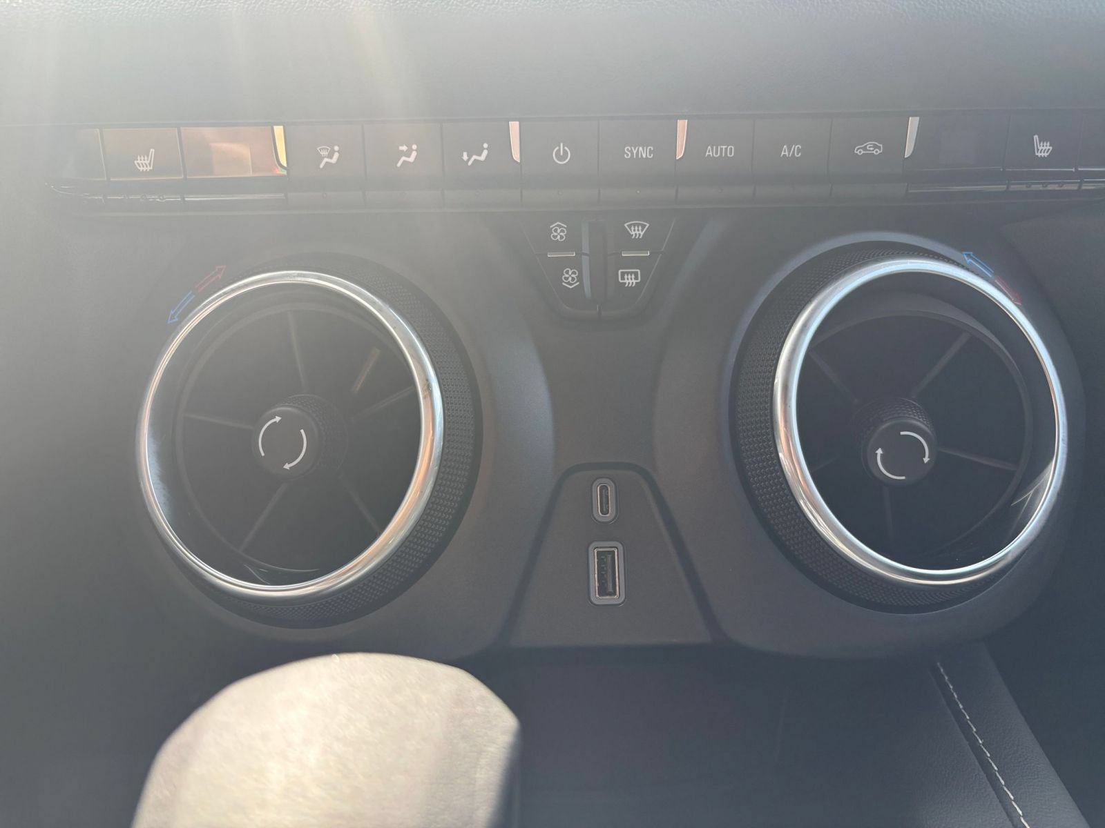 Used 2026 Chevrolet Blazer LT FWD image 16